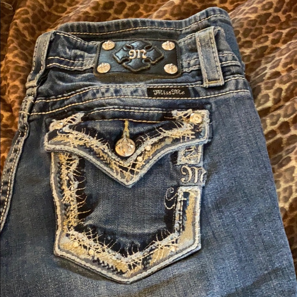 Miss Me size 28 Jeans